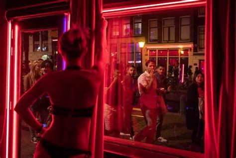 how much are hookers in amsterdam|Amsterdam’s red light district: 20 shocking facts